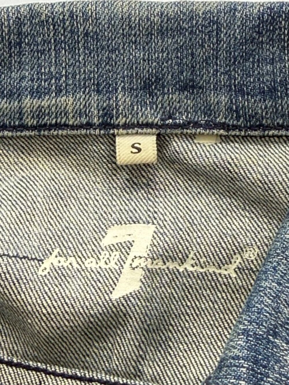 7 for All Mankind Cropped Jean Jacket Trucker Classic Retro Blue Denim Size S - Picture 7 of 11